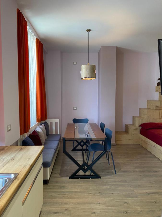 Apartamente Melodi ドゥラス エクステリア 写真